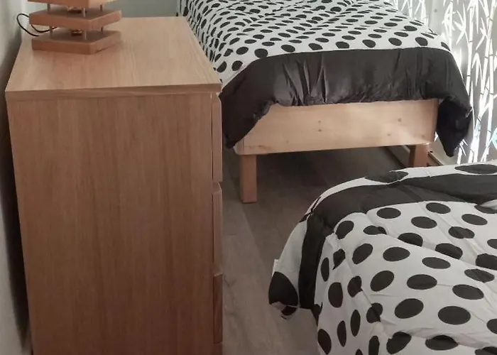 Maison Climatisée 150 M De La * Santa-Maria-Poggio (Corsica)