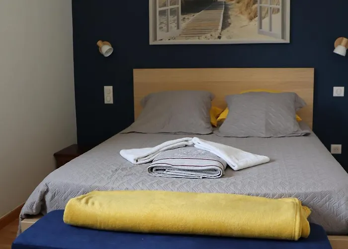 Appartement Maison Climatisée 150 M De La Santa-Maria-Poggio (Corsica)