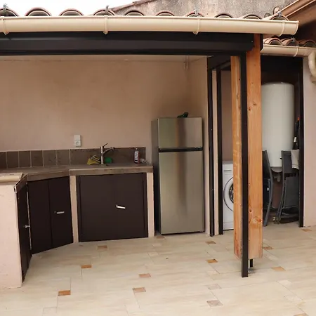 Maison Climatisee 150 M De La * Santa-Maria-Poggio (Corsica)